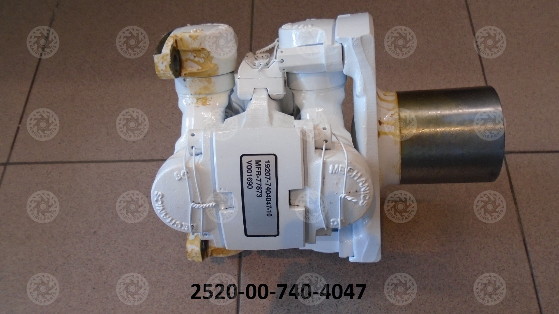 mm JOINT ASY UNIVERSAL NSN:2520-00-740-4047 - Kairis military parts