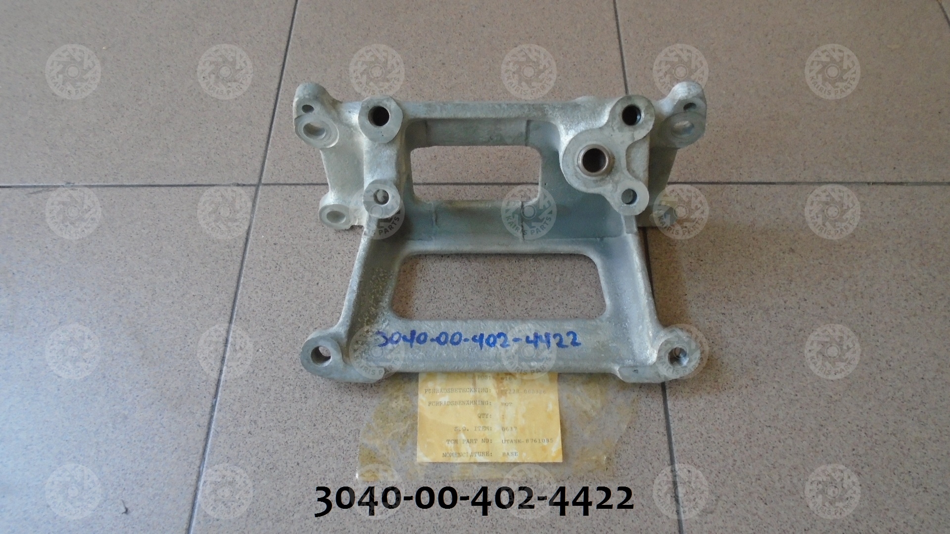 3040-00-402-4422